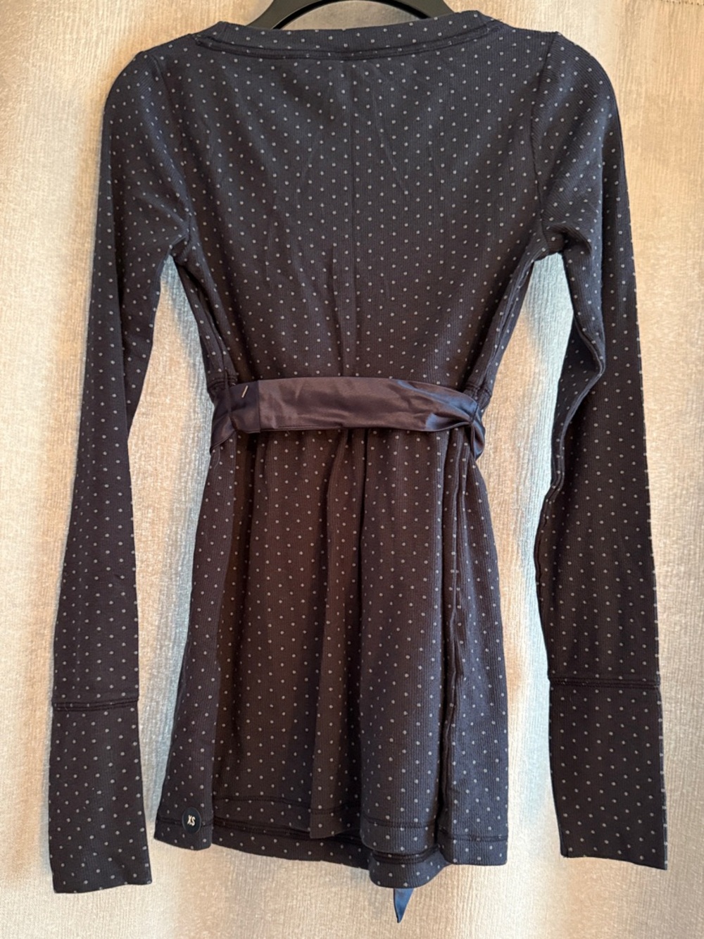 Hollister Y2K Long Sleeve Babydoll Navy Polka Dot Top - Picture 2 of 2